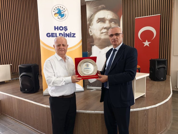 32 yıllık mesaisinin ardından emekli oldu