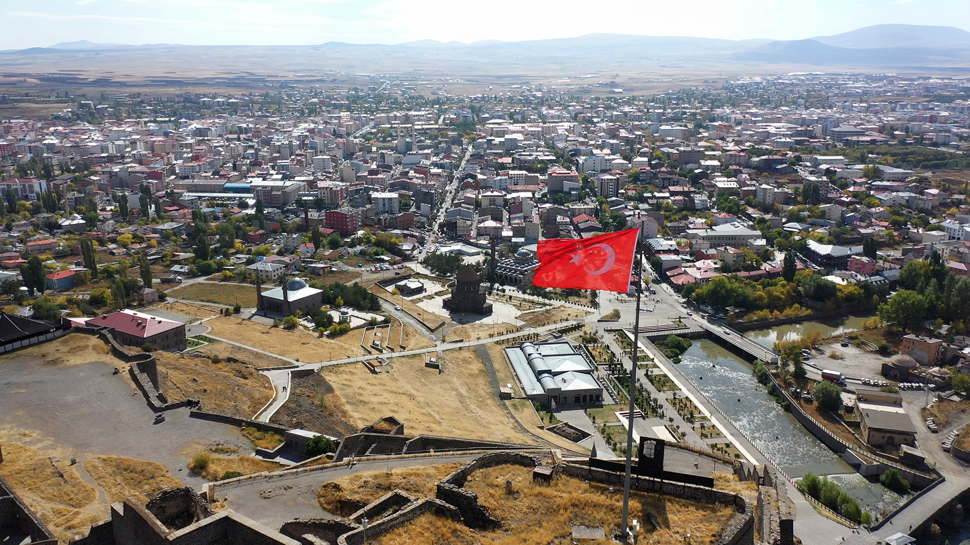 kars-turizmde-yukseliyor-ziyaretci-sayisi-600-bini-asti-1.jpg