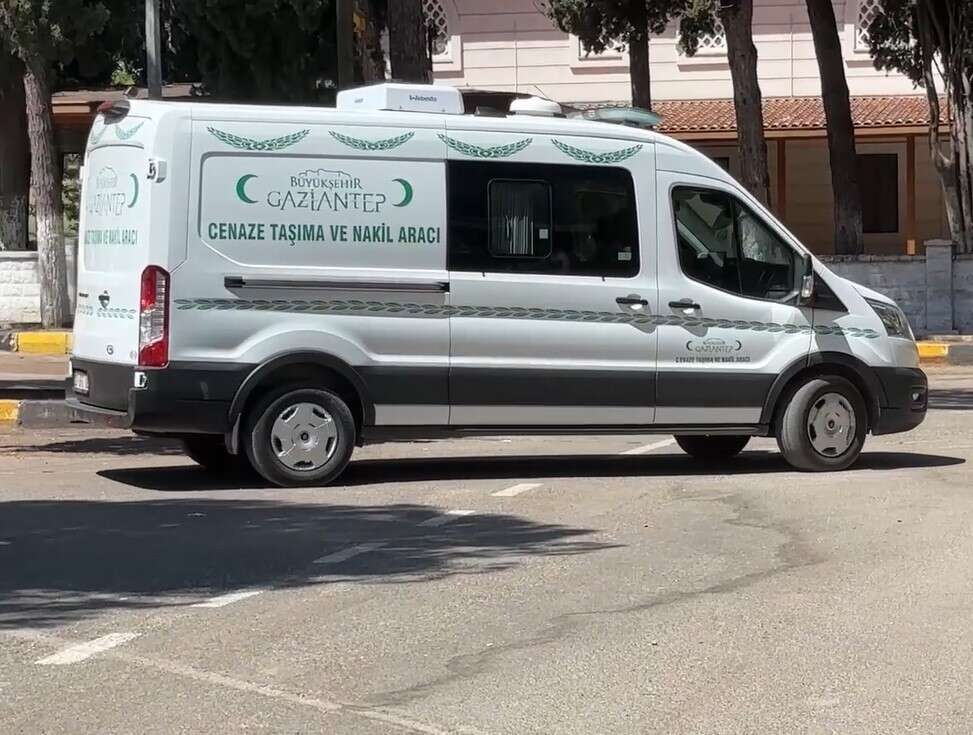 aw784882-01