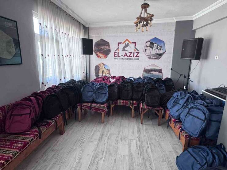 Elazizder’den 350 yetim ve öksüz öğrenciye kırtasiye desteği