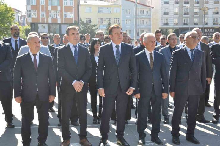 Kars’ta 56 bin 863 öğrenci ve 4 bin 89 öğretmen için yeni eğitim yılı başladı