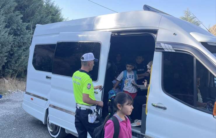 Çemişgezek’te eğitim yılının ilk gününde öğrenci servislerine sıkı denetim