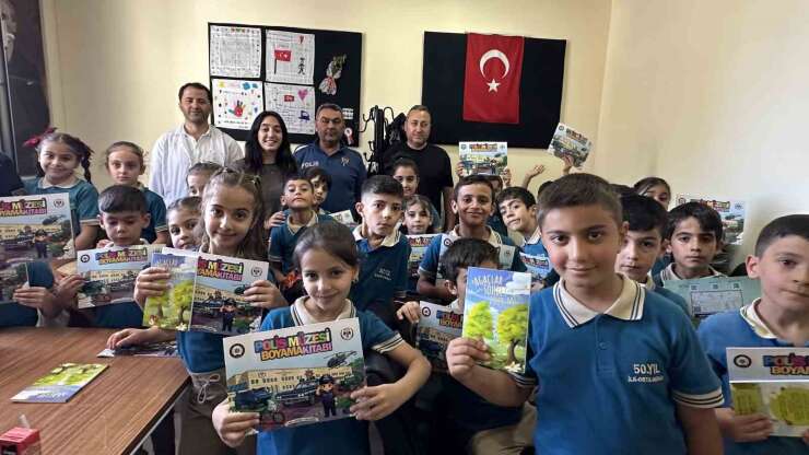 Minik öğrenciler Toplum Destekli Polislik Büro Amirliğini gezdi