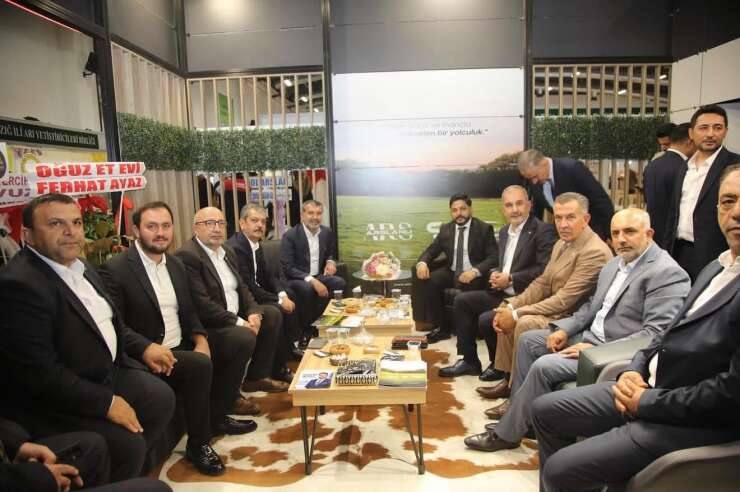 Şenol Arslan, fuarı yoğun ziyaret ve görüşme trafiğiyle tamamladı