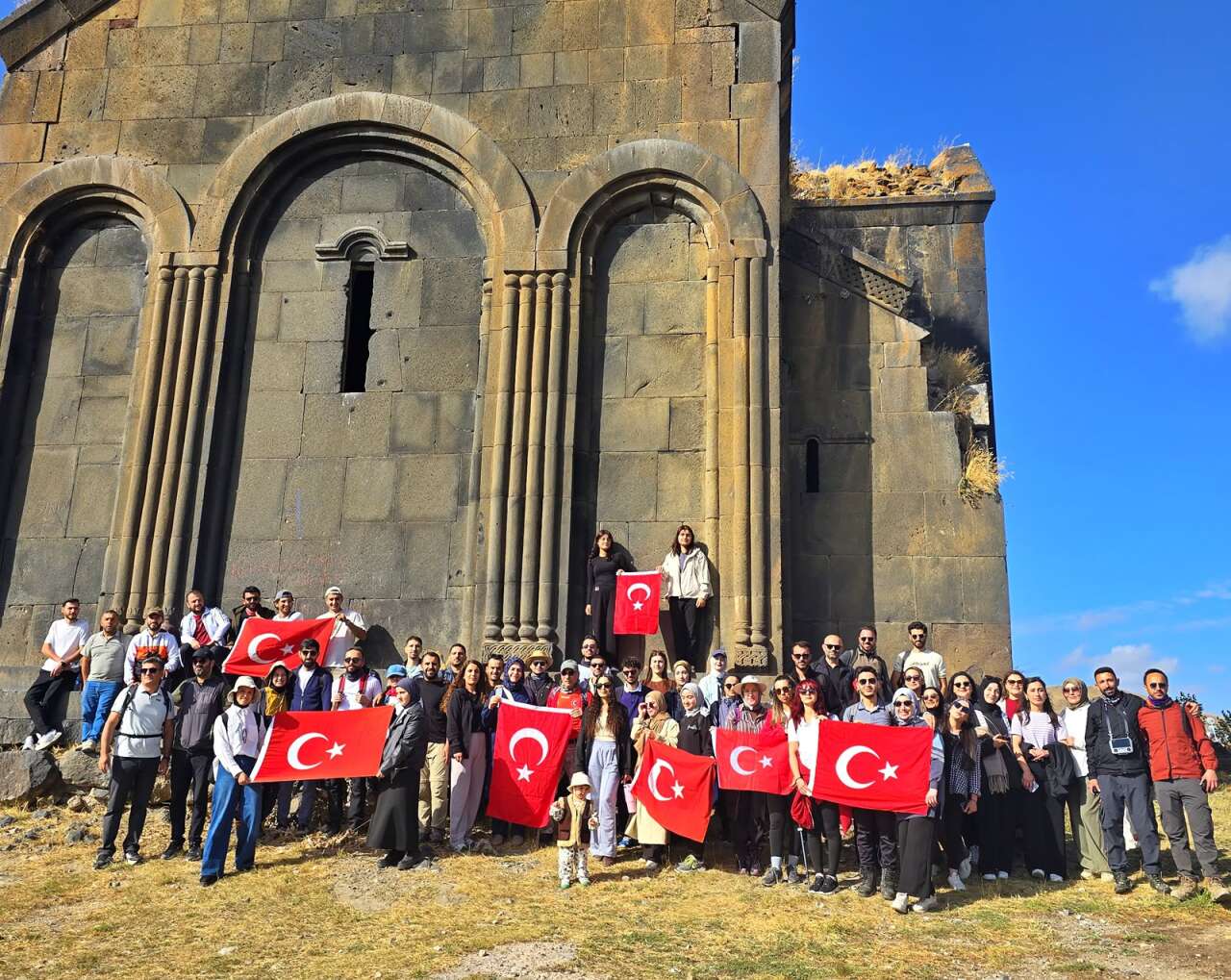 e2d47738-aecc-4c3c-a099-4aad5cb520ae