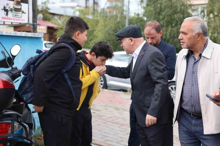 Başkan Sekmen: "Eser ve hizmet siyasetimizle kadim şehrimizi daha da ileriye taşıyacağız"