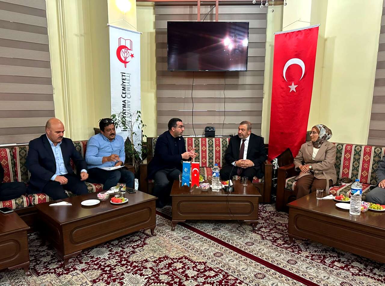 hs2qyvdxcaazadu