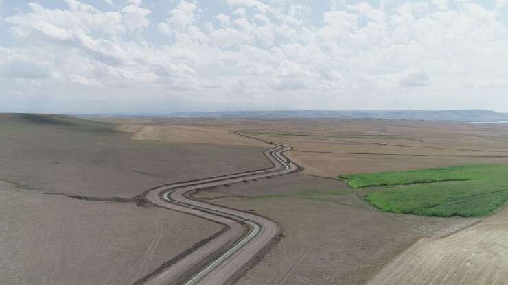Kars’ta 200 bin dekarlık tarım arazisi yeniden şekilleniyor
