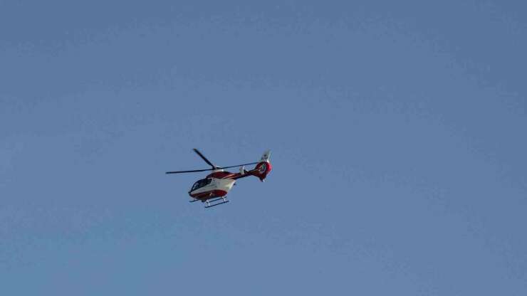 Bahçesaray’da perikardit hastası helikopter ambulansla Van’a sevk edildi