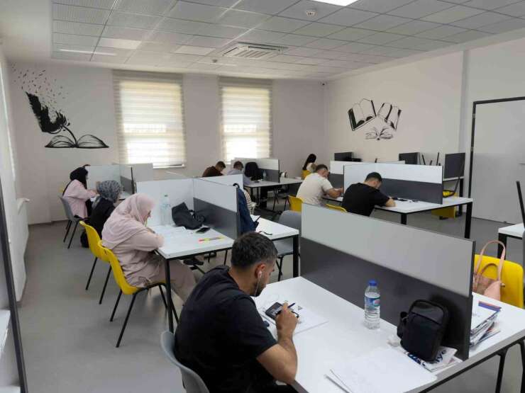Battalgazi Belediyesi’nden sınava hazırlanan öğrencilere kütüphane desteği