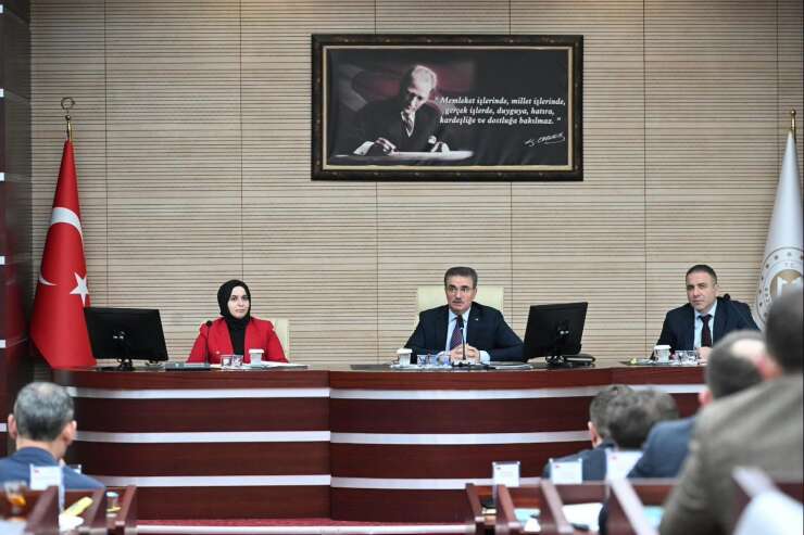 Sosyal Yardımlaşma ve Dayanışma Vakıfları’nın performansları değerlendirildi