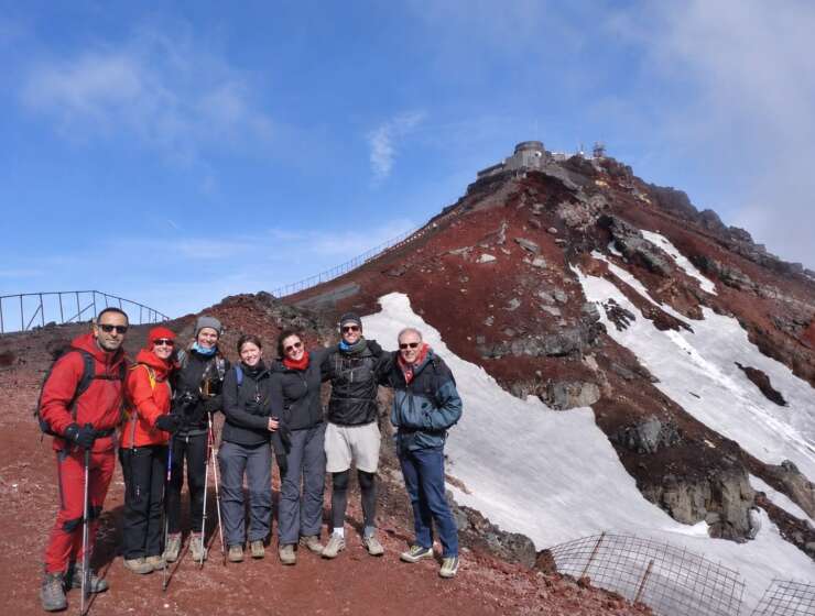 Eğitimci Hanligil Fuji Dağı’na zirve yaptı