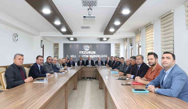 Erzurum’da eğitim zirvesi