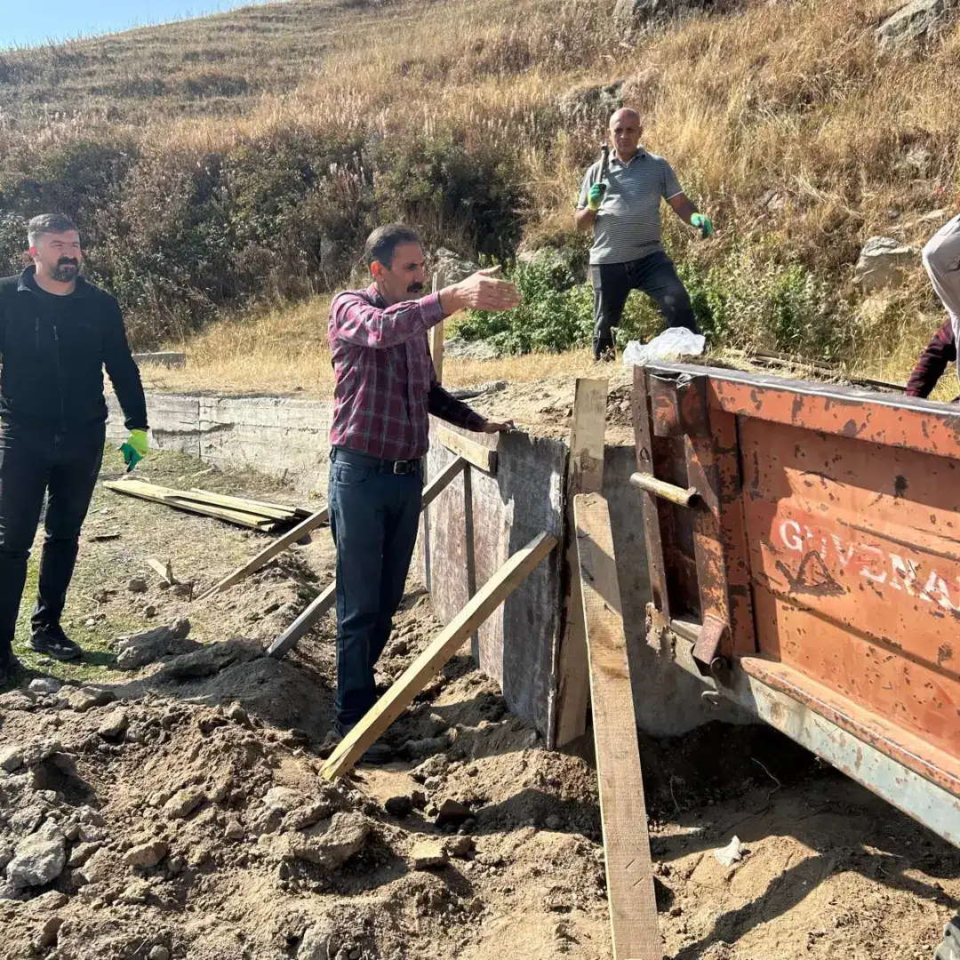 su-deposuna-zarar-verdiler-belediye-onardi-4