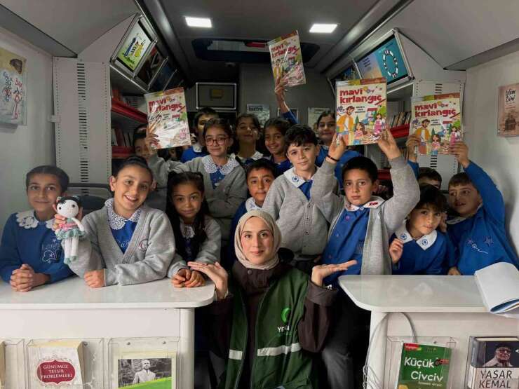 Yeşilay’dan Selim’de öğrencilere kitap ve farkındalık buluşması