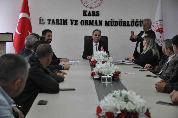 Kars’ta hayvancılıkta verimliliği artıracak adım: Suni tohumlama yetkisi birliğe devredildi