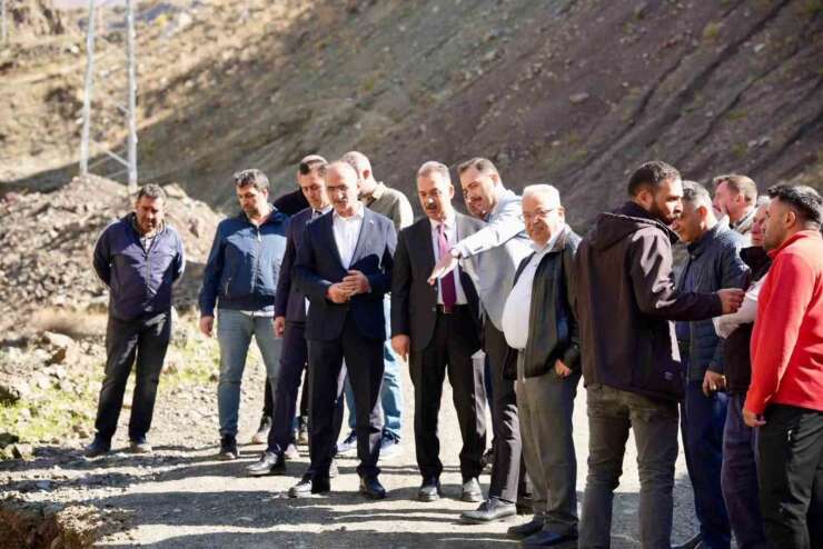 Üzümlü’de selden etkilenen köylerde çalışmalar incelendi