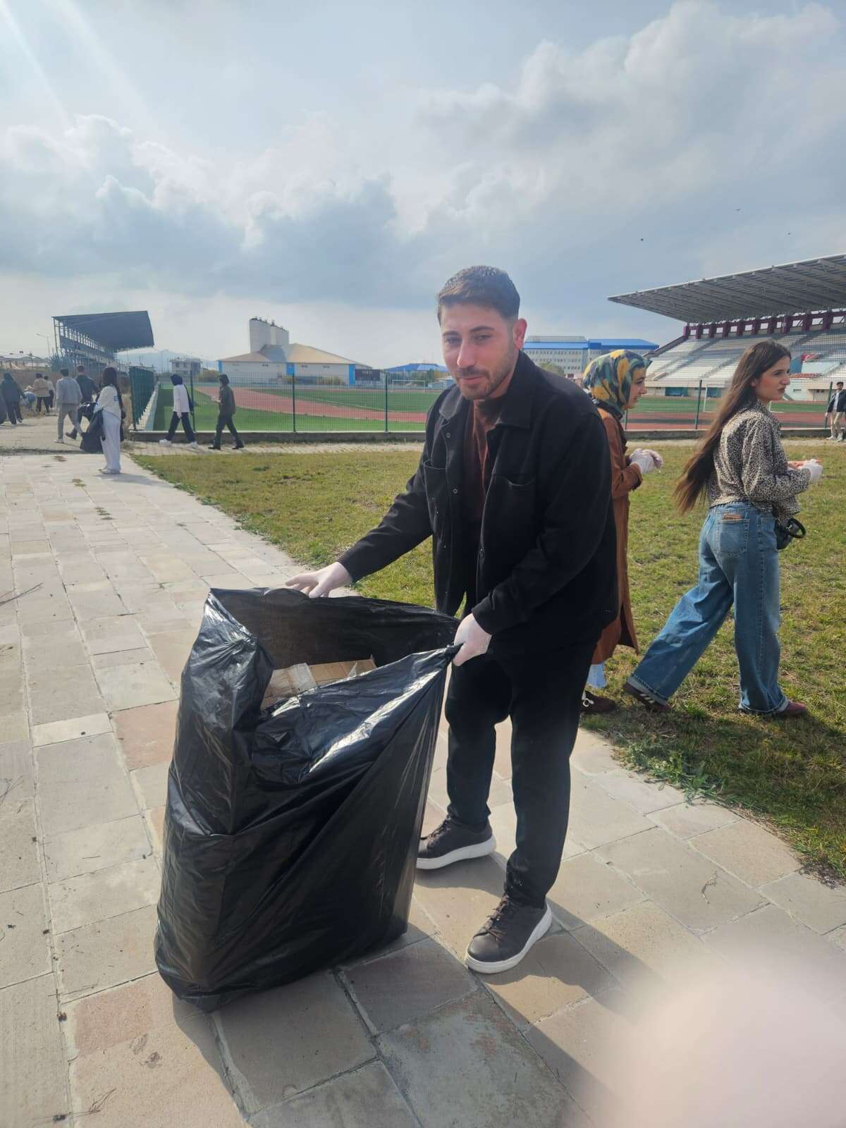 whatsapp-image-2026-10-23-at-11-45-28-2