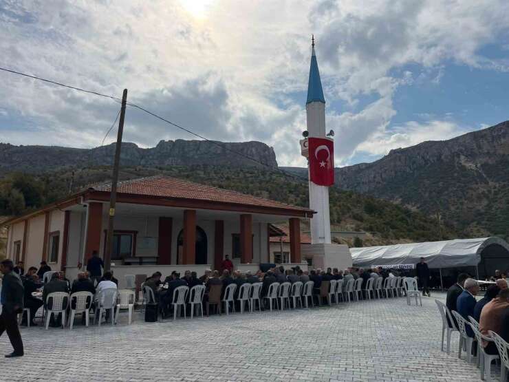 Akçadağ’da Keklikpınarı Camisi ibadete açıldı