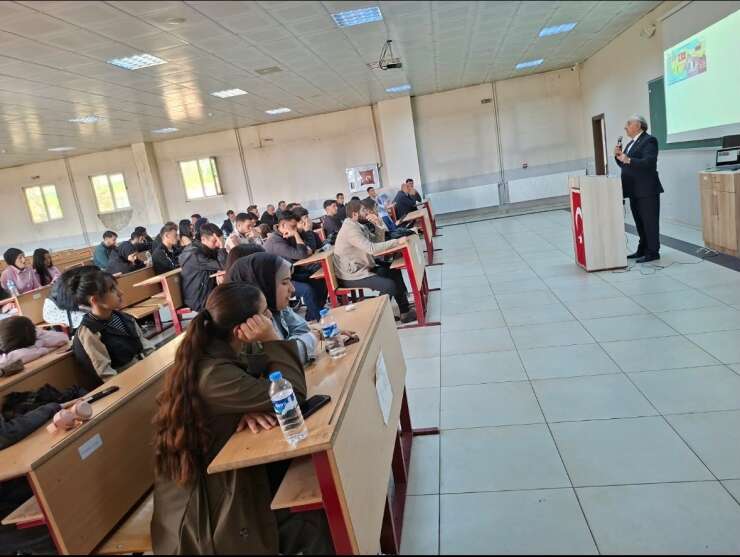 ER-VAK Başkanı Güzel’den Pasinler’de milli mücadele ve cumhuriyet konferansı