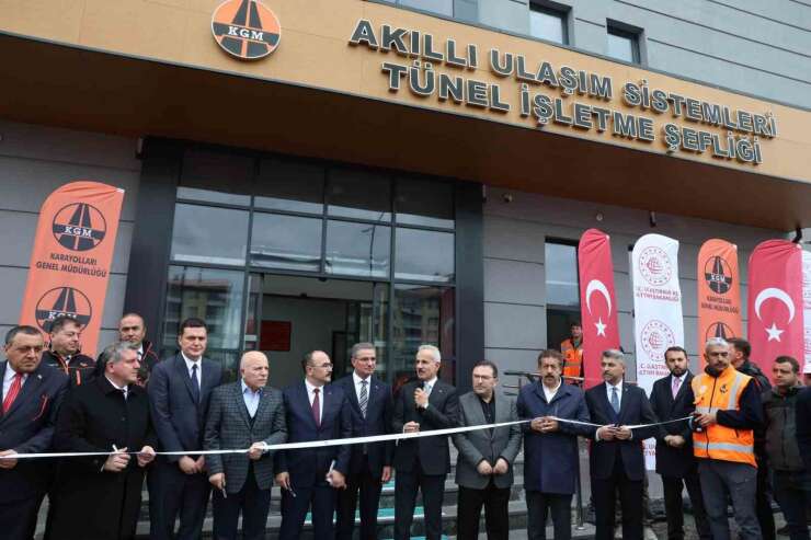 Erzurum’da akıllı ulaşım sistemleri merkezi hizmete açıldı
